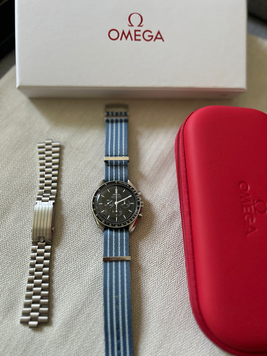 Omega Speedmaster Moonwatch 310.30.42.50.01.001 42mm Without Box and Papers. 2023 Years.