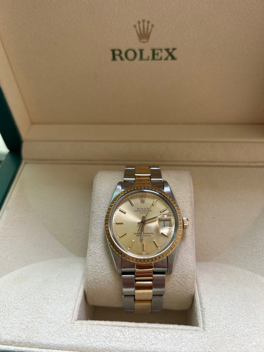 Rolex Oyster Perpetual Date 34mm Steel and Gold | 15053 | 1990 | Used | Box |
