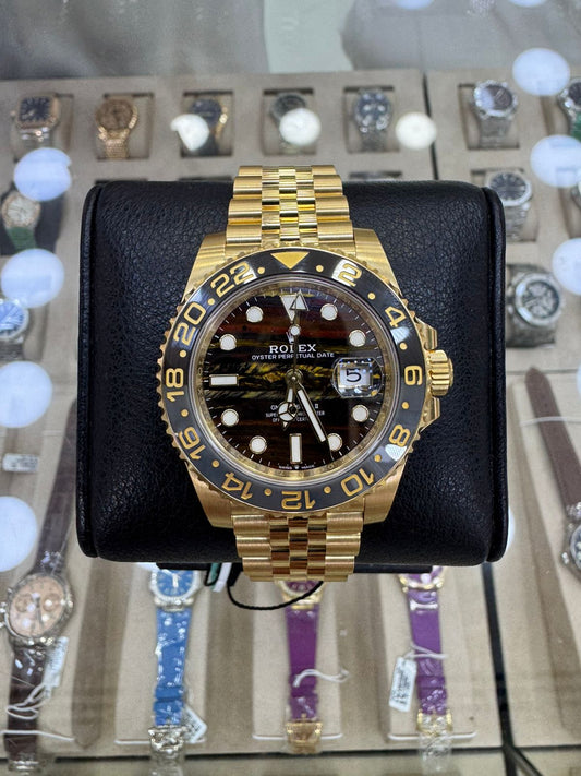 Rolex Men’s GMT Master II Tiger 126718GRNR18K Yellow Gold 40mm Automatic Full Set 2025.