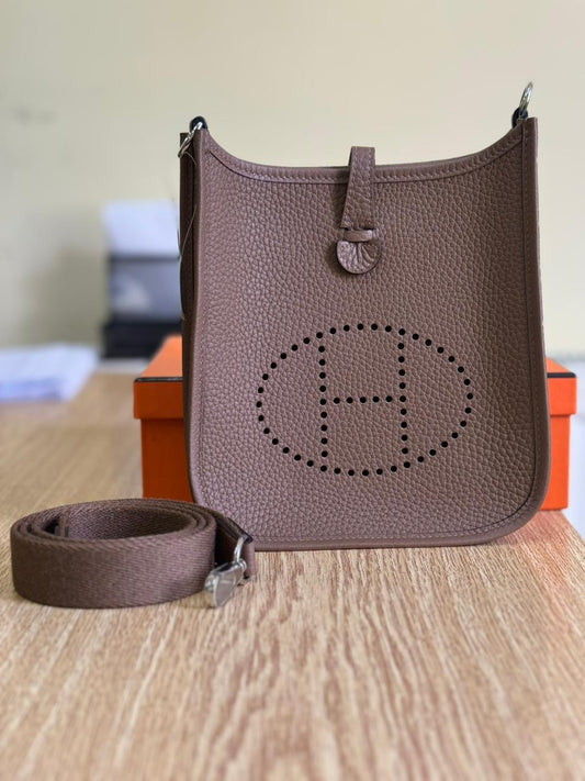 Hermès Evelyne 16 Alezan Clemence PHW New 2025