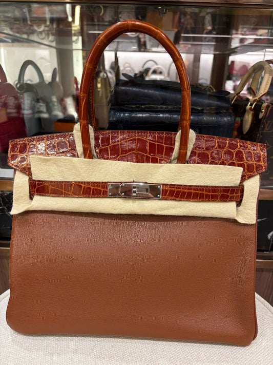 Hermes Birkin 30 Touch
Etrusque Noisette
PHW 
Chevre Mysore/ Niloticus(Touch)
D(2019) 
Pre Owned