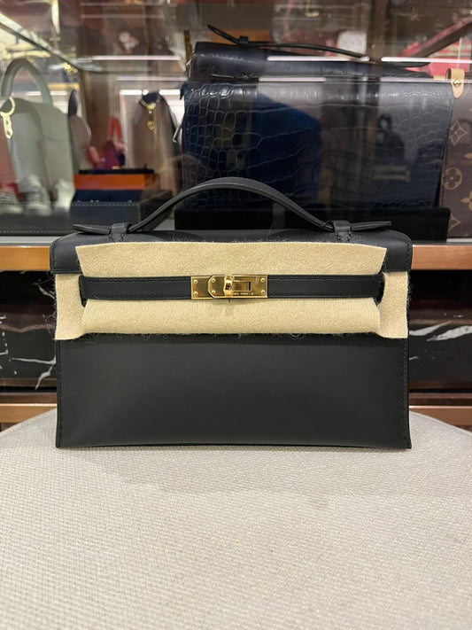 Hermes Kelly Pochette
Black
GHW
Swift
W(2024)
Brand New