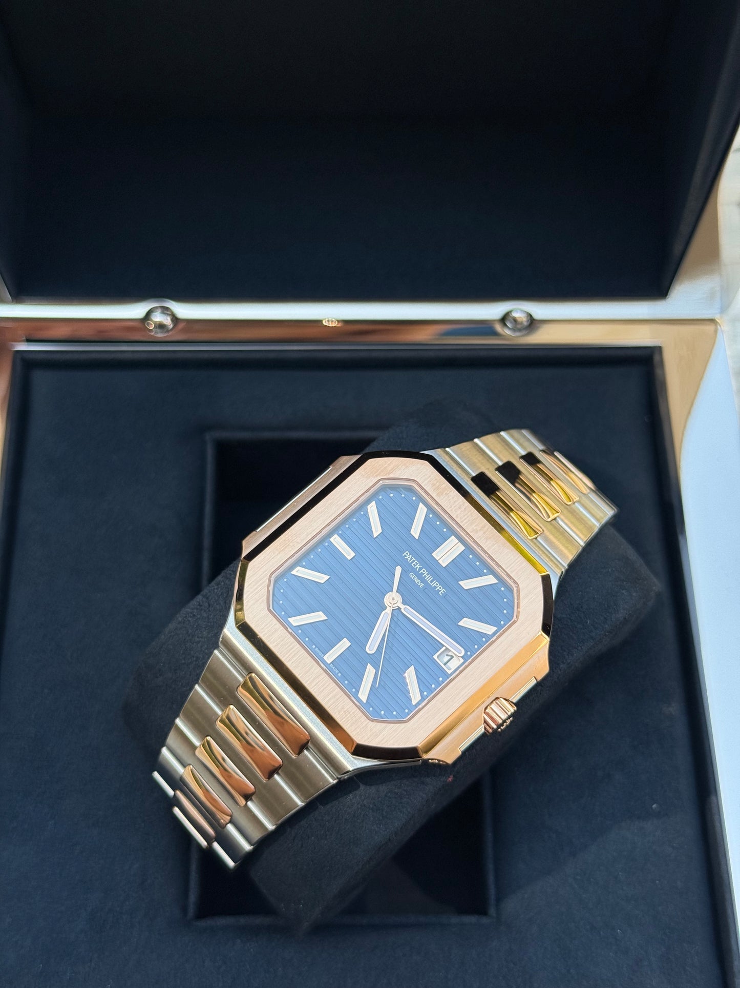 Patek Philippe Cubitus 5821/1AR Steel/Gold Blue Dial New Model 2024