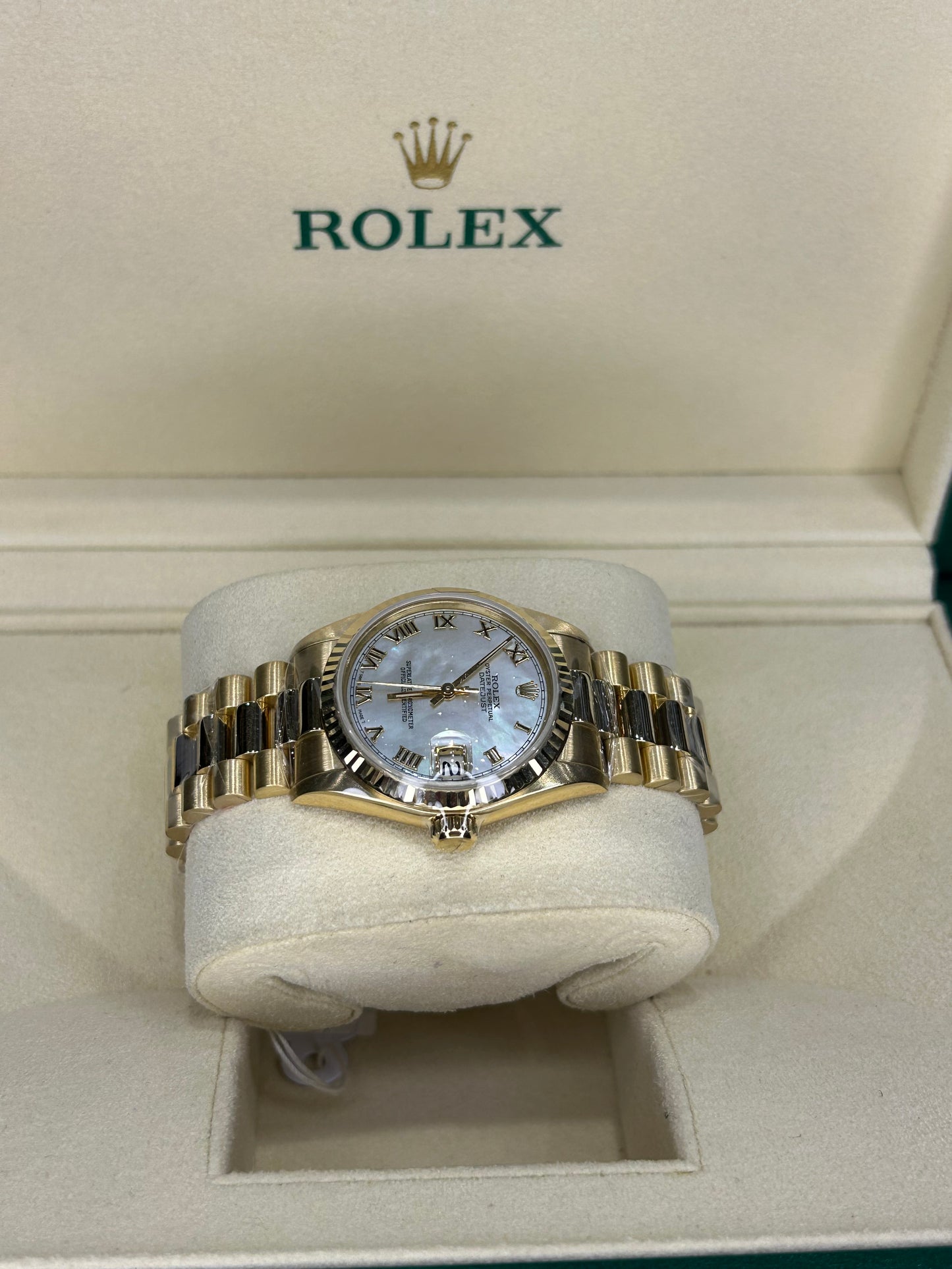 Rolex Ladies Datejust 31mm President 18K Yellow Gold MOP Dial 68278 Automatic Polished