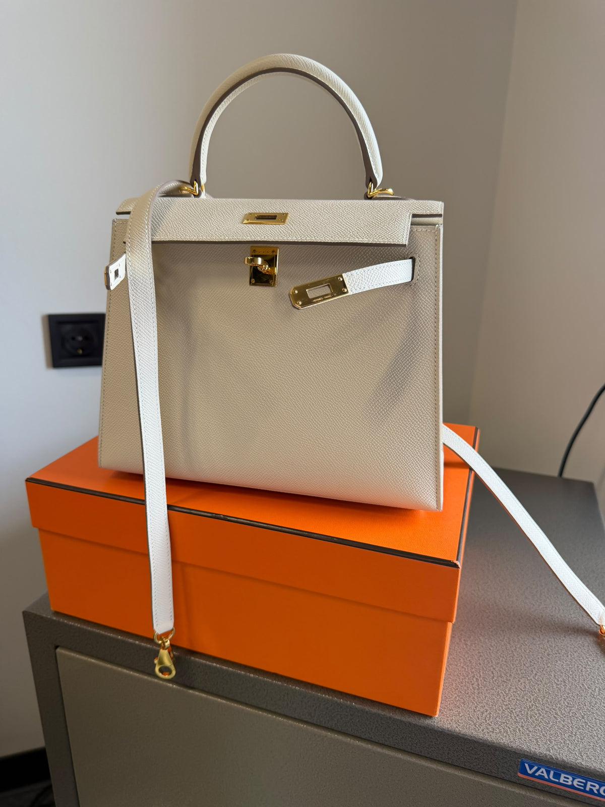 Hermes Kelly Craie 25 GHW W Stamp 2024 Like New