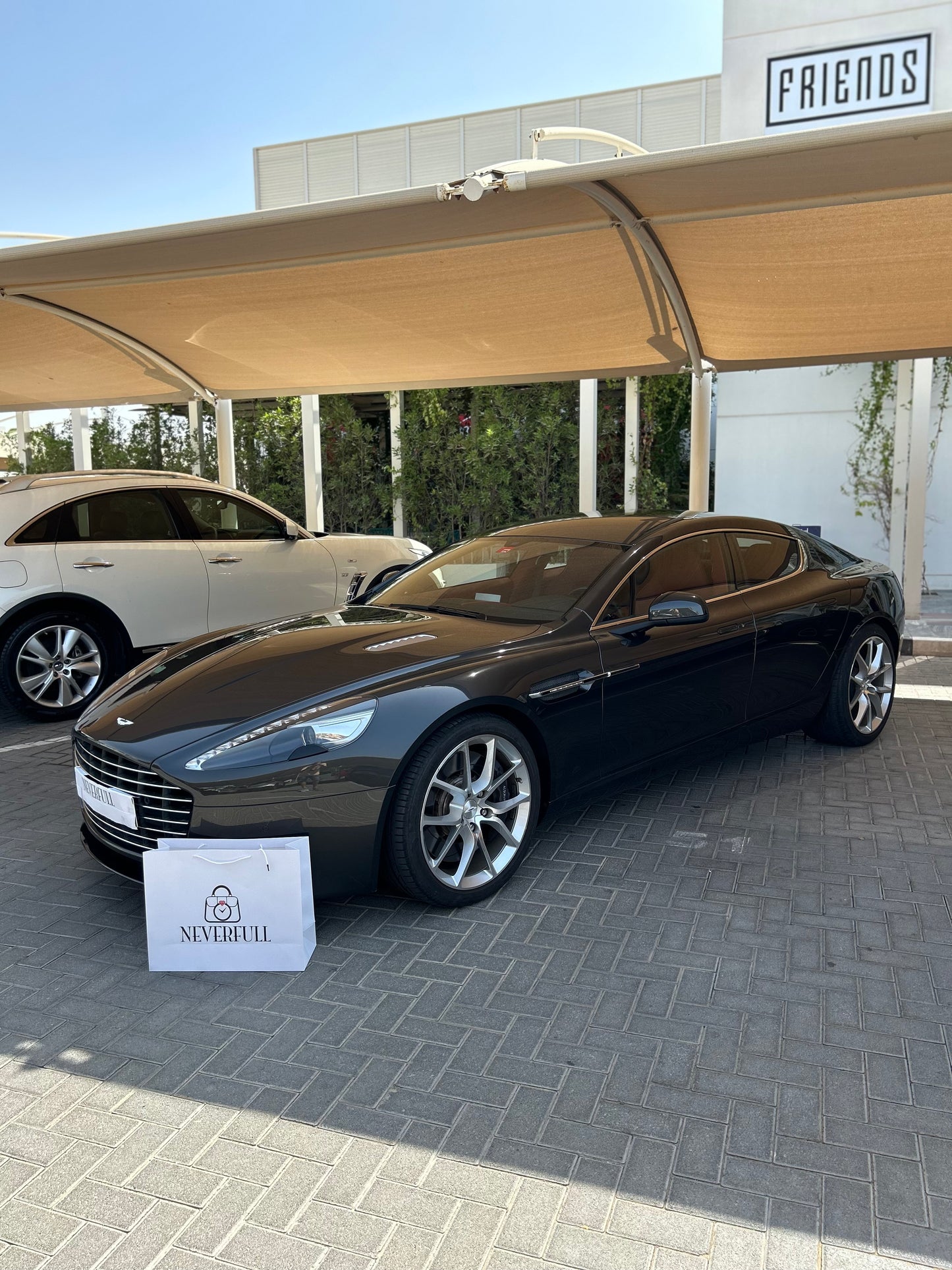 Aston Martin Rapide 2017 6.0 V12 7000KM. Dubai