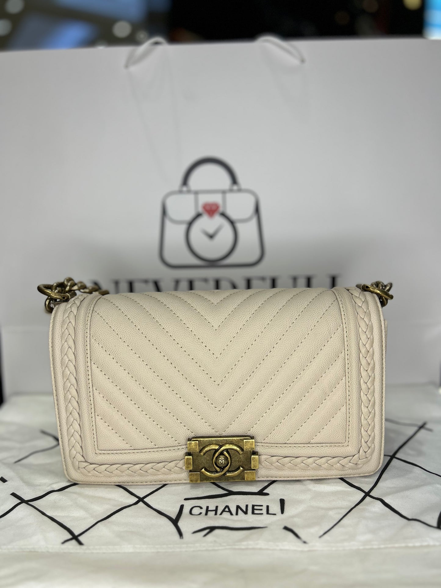 Chanel Boy Bal Chevron Caviar Used Excellent Condition