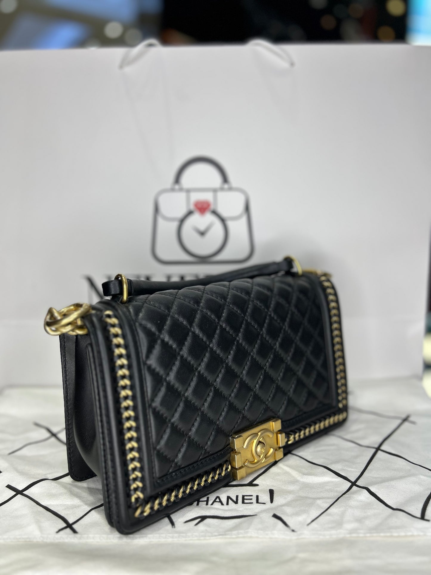 Chanel Boy Bag Limited Edition Caviar Excellent Condition Medium