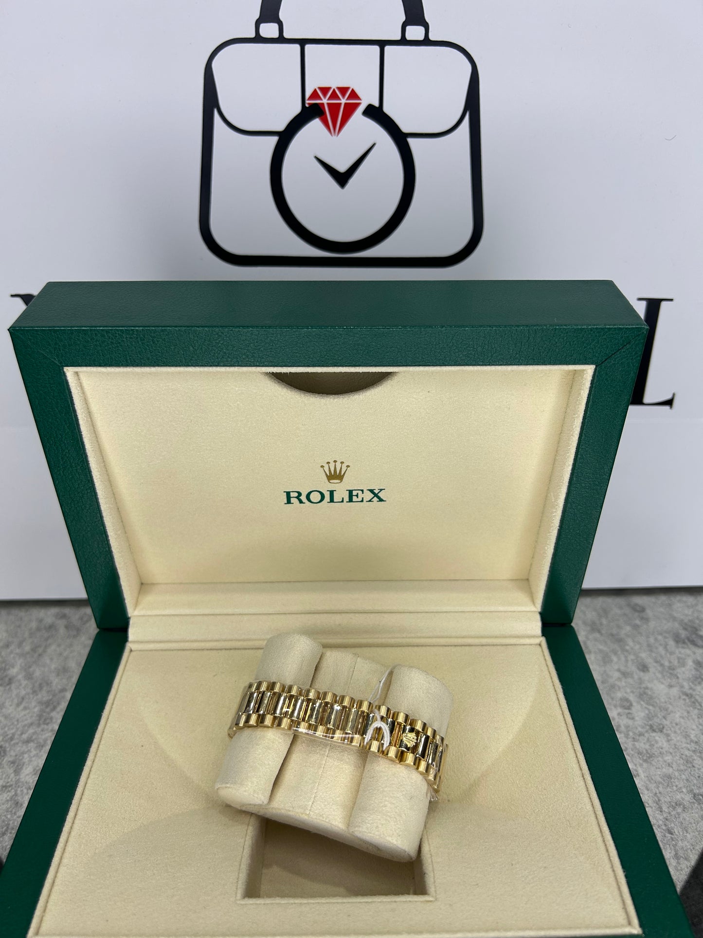 Rolex Ladies Datejust 31mm President 18K Yellow Gold With Diamonds 68278 Polished 1995 Full Set