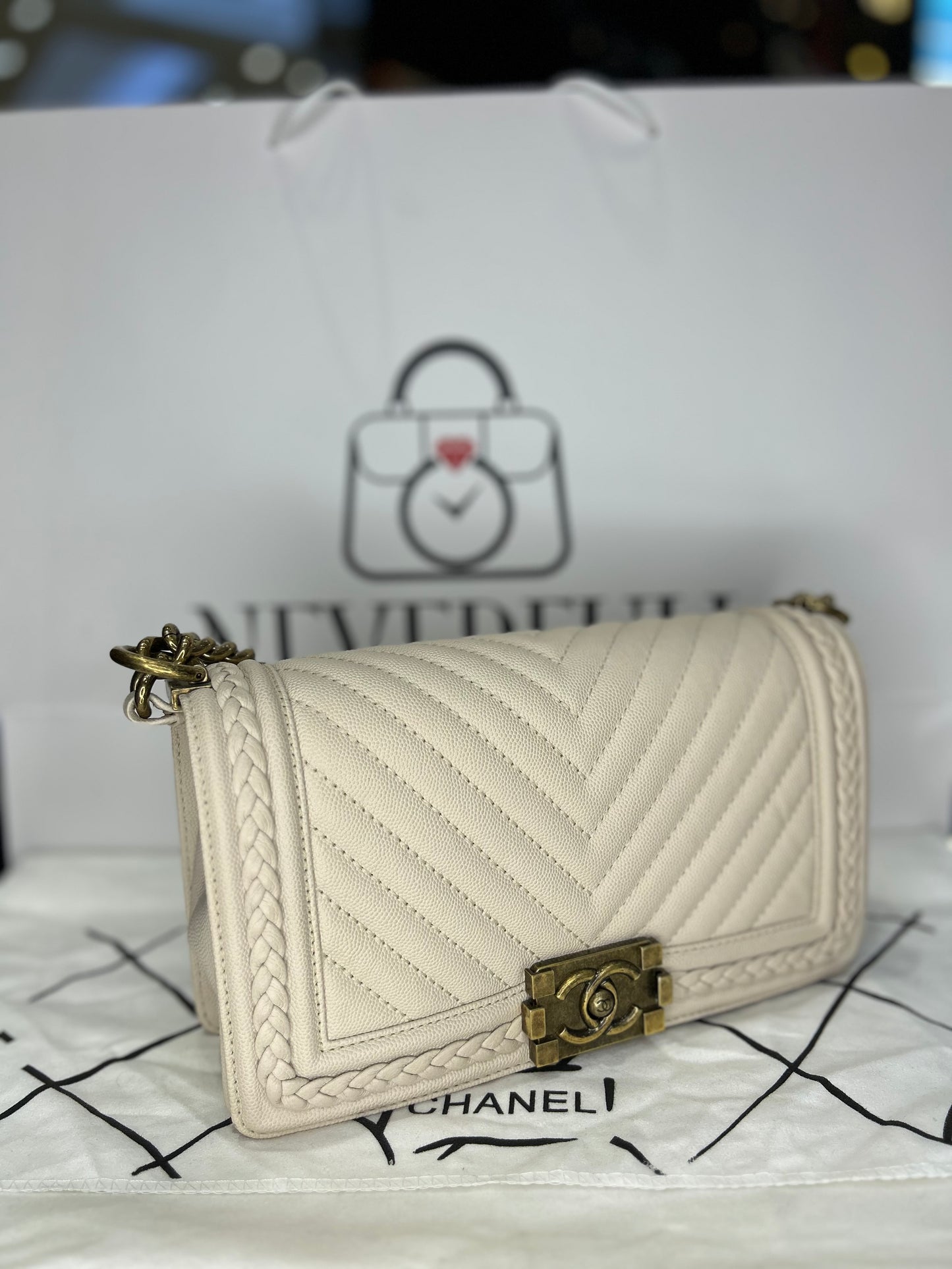 Chanel Boy Bal Chevron Caviar Used Excellent Condition