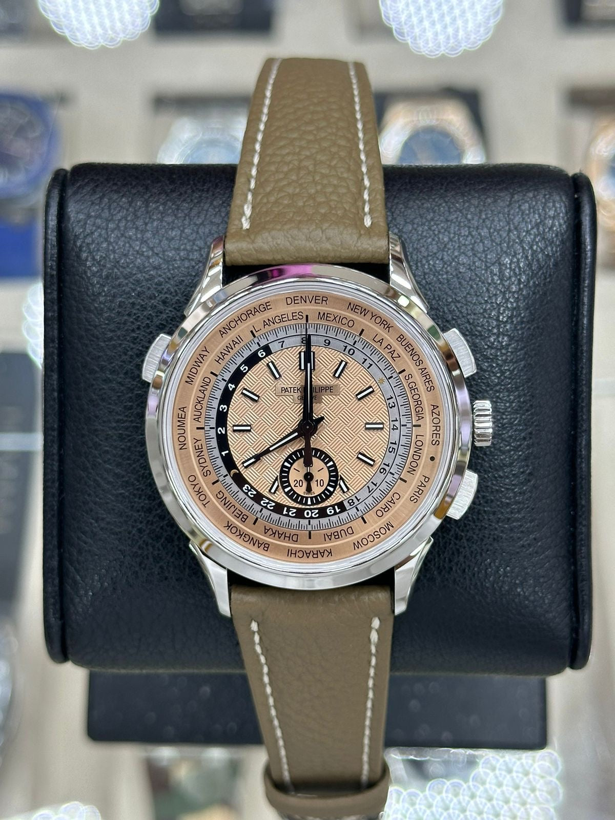 Patek Philippe World Time Chronograph Flyback 5935A-001 41mm New 2024