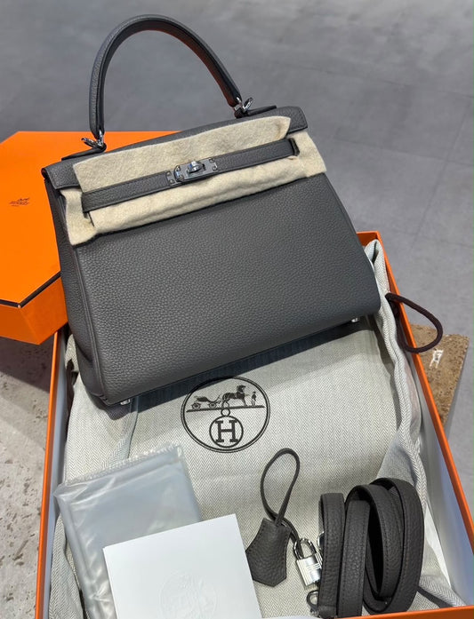 Hermes Kelly 25 2022 Year Color 8F New