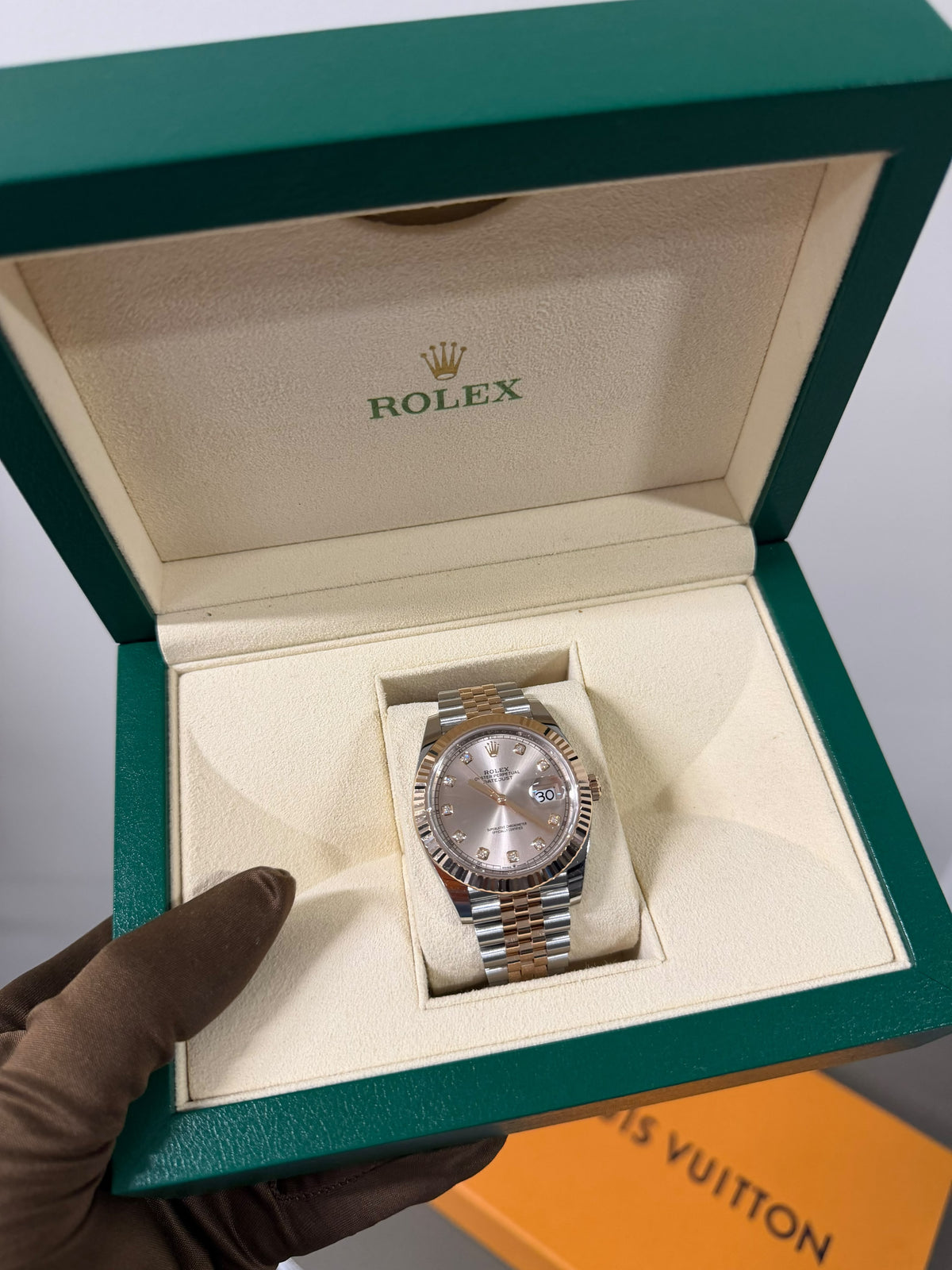 Rolex Datejust 41mm 126331-0008 Men’s Steel/Rose Gold Automatic With Diamonds With Box.