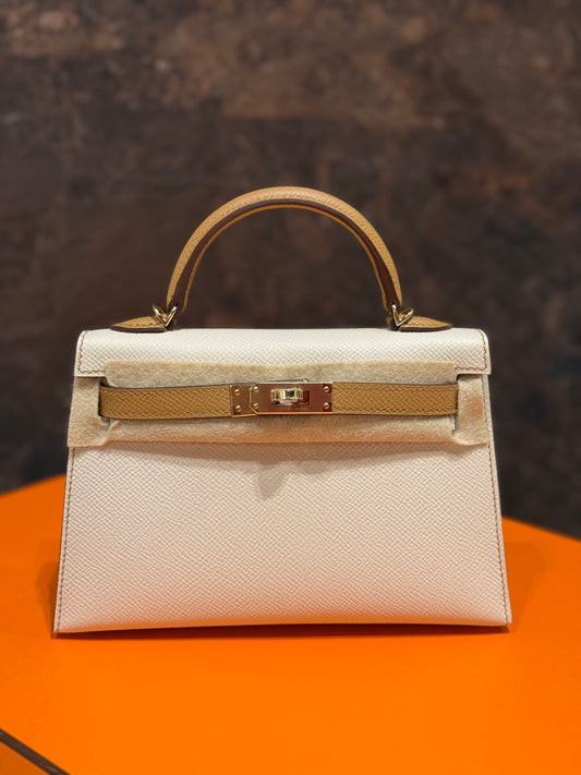 Hermes Ladies Kelly 20 Special Order 2024 New