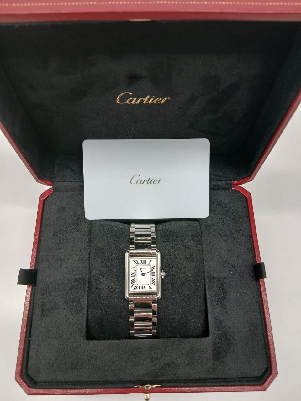 Cartier Tank Must Small

Used. Mint Condition. 2025 Guarantee. Full Set