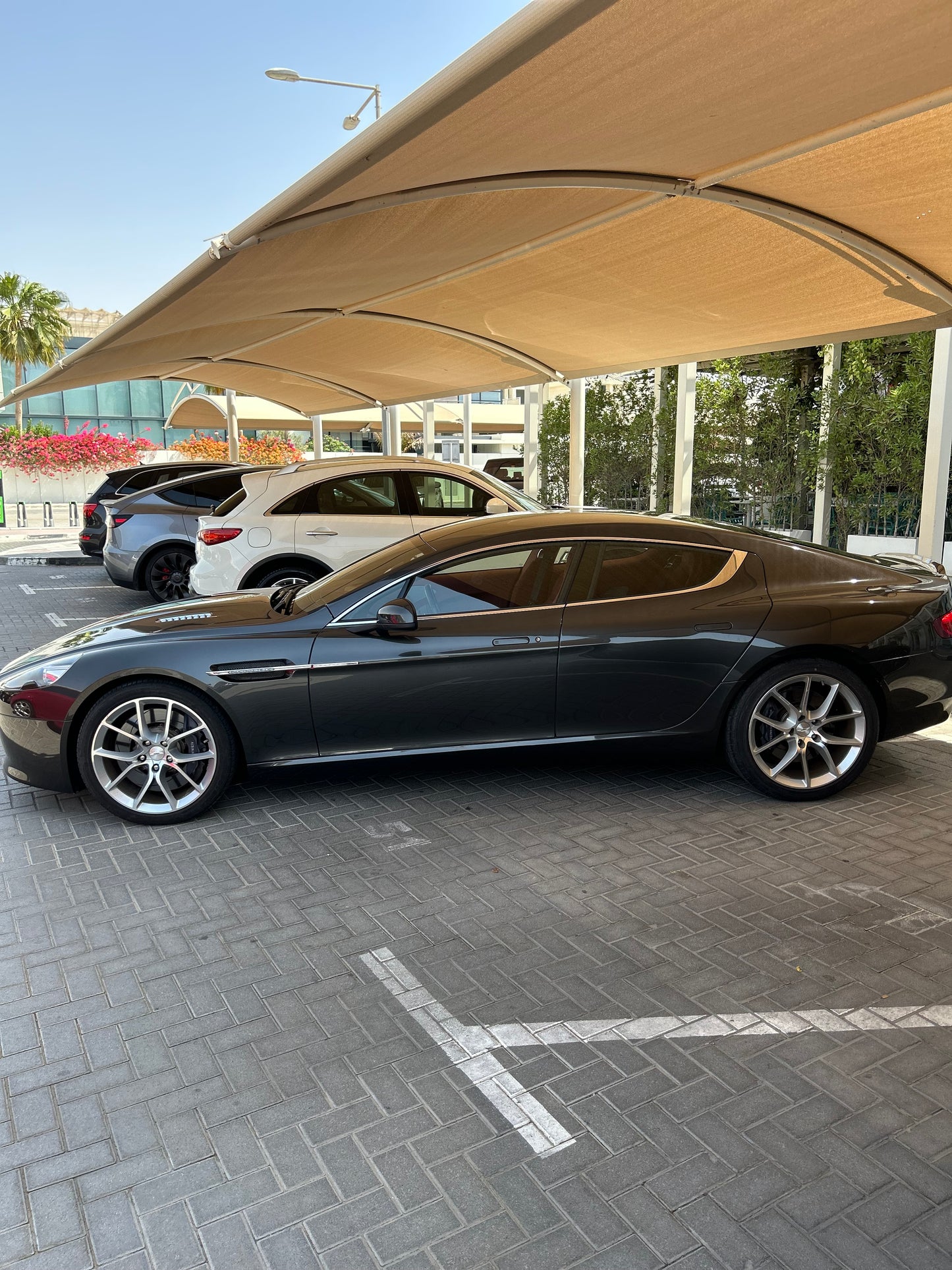 Aston Martin Rapide 2017 6.0 V12 7000KM. Dubai