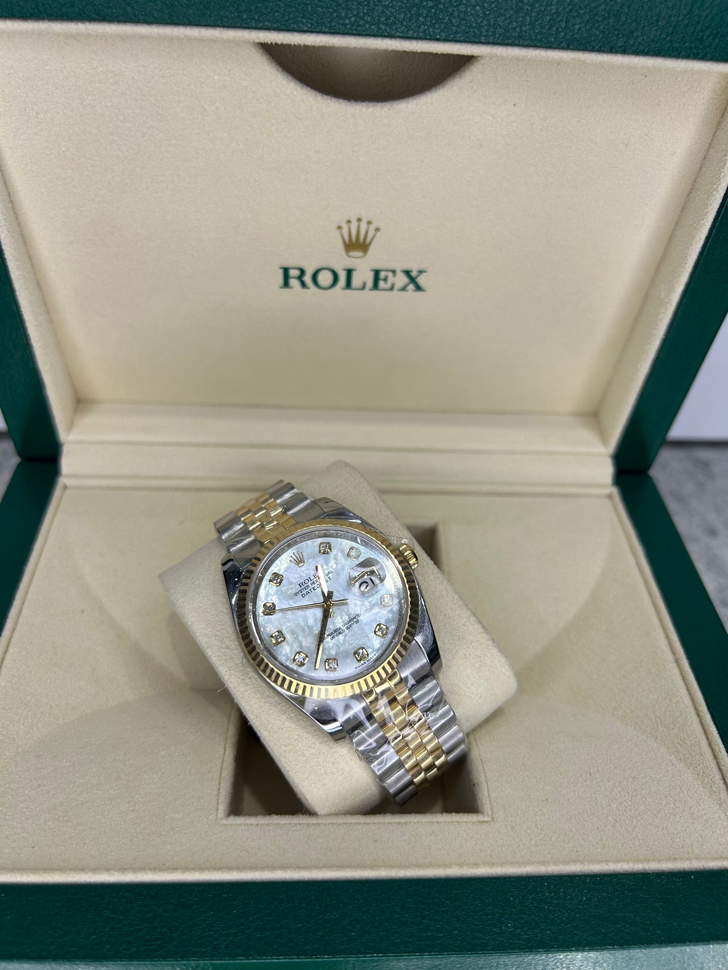 Rolex Ladies Datejust 36mm Steel/Gold MOP Dial With Diamonds 116223 Full Set 2009 Year Polished