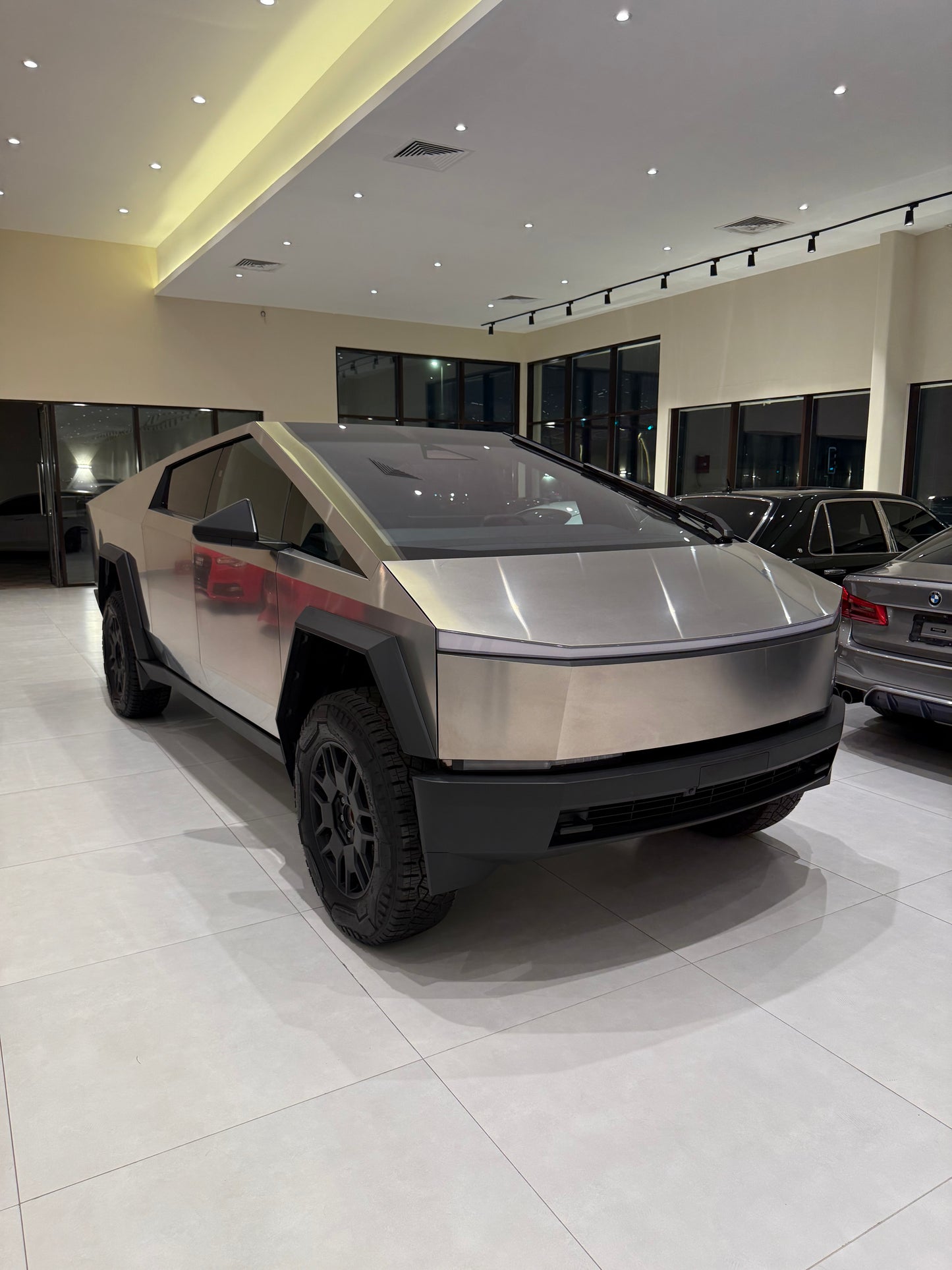 Tesla Cybertruck 2024 0 KM Mileage