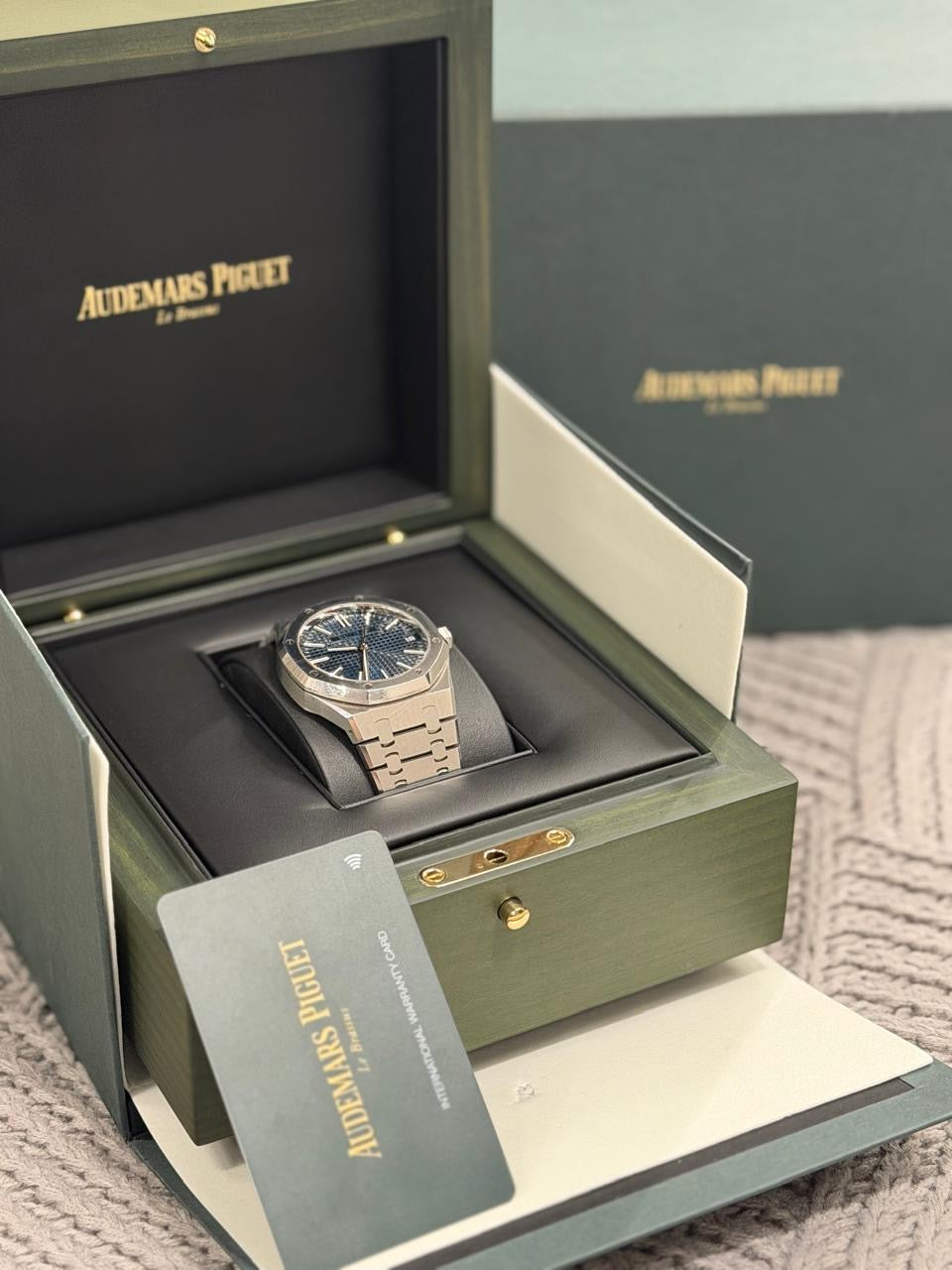 Audemars Piguet 15510ST.OO.1320ST.01 Men’s 41mm Blue Dial Stainless Steel With Box and Papers