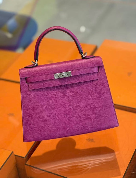 Hermes Kelly 25 Almost New 2018 Year PHW Color L3