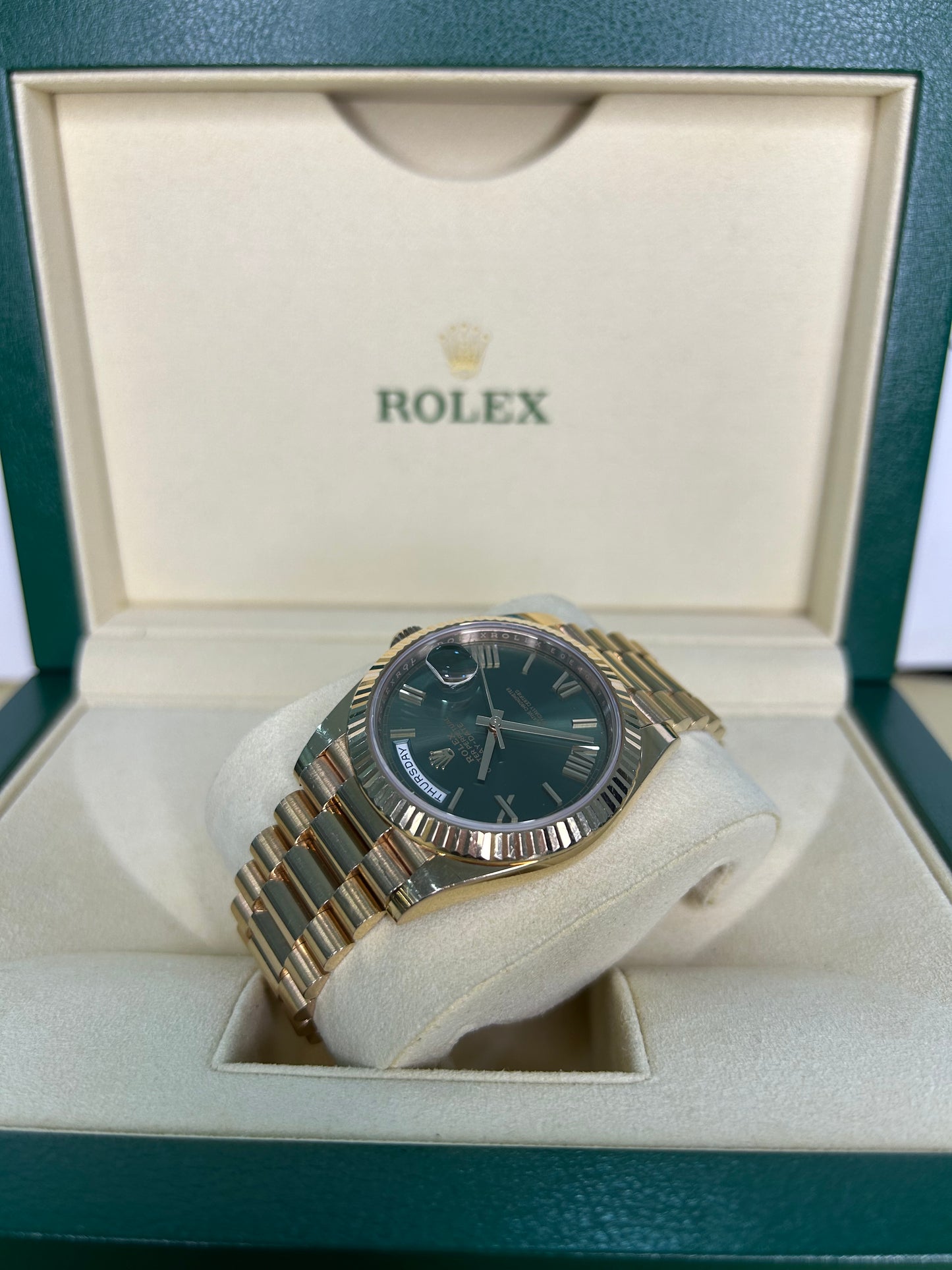 Rolex Men’s Day-Date 40mm Olive Dial Used Full Set 2019