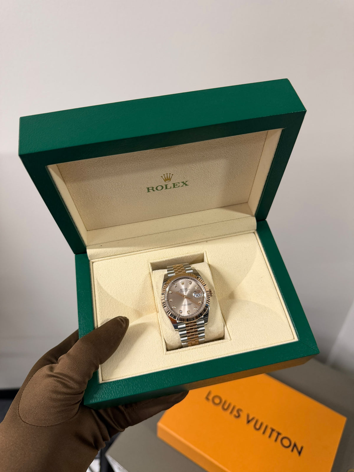 Rolex Datejust 41mm 126331-0008 Men’s Steel/Rose Gold Automatic With Diamonds With Box.