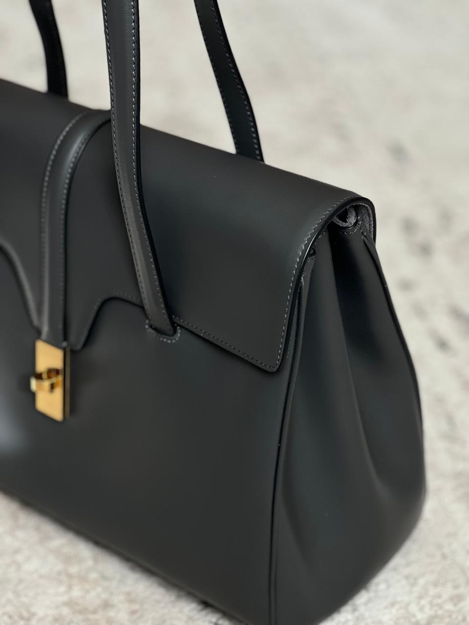 CELINE CAMILLE 16 SOFT BAG New