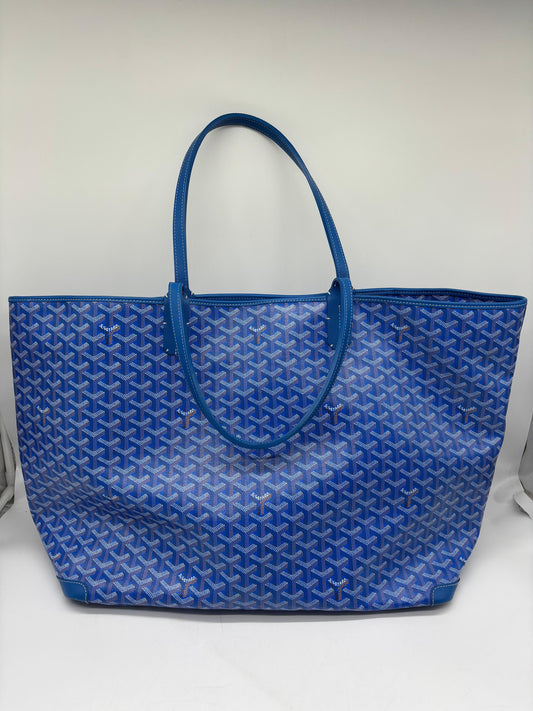 Goyard Artois GM Blue Tote Bag
In Excellent Condition