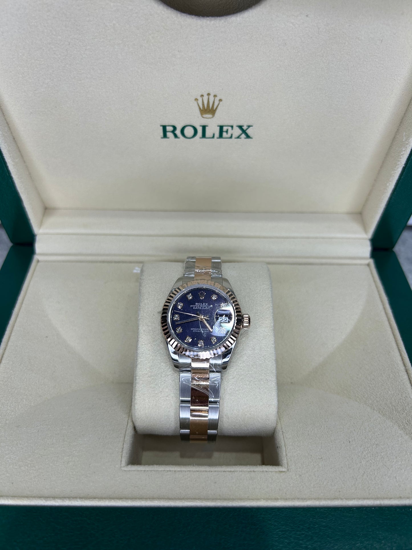 Rolex Ladies Datejust 28mm Steel/Gold Purple Dial With Diamonds 279171 Automatic Unused 2018 Year. Full Set