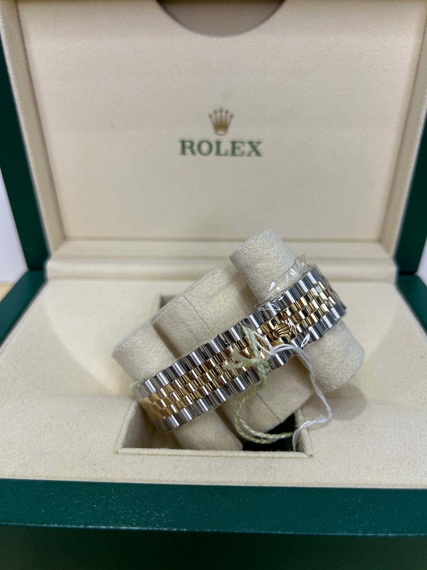 Rolex Ladies Datejust Steel/Gold With Diamonds 2008