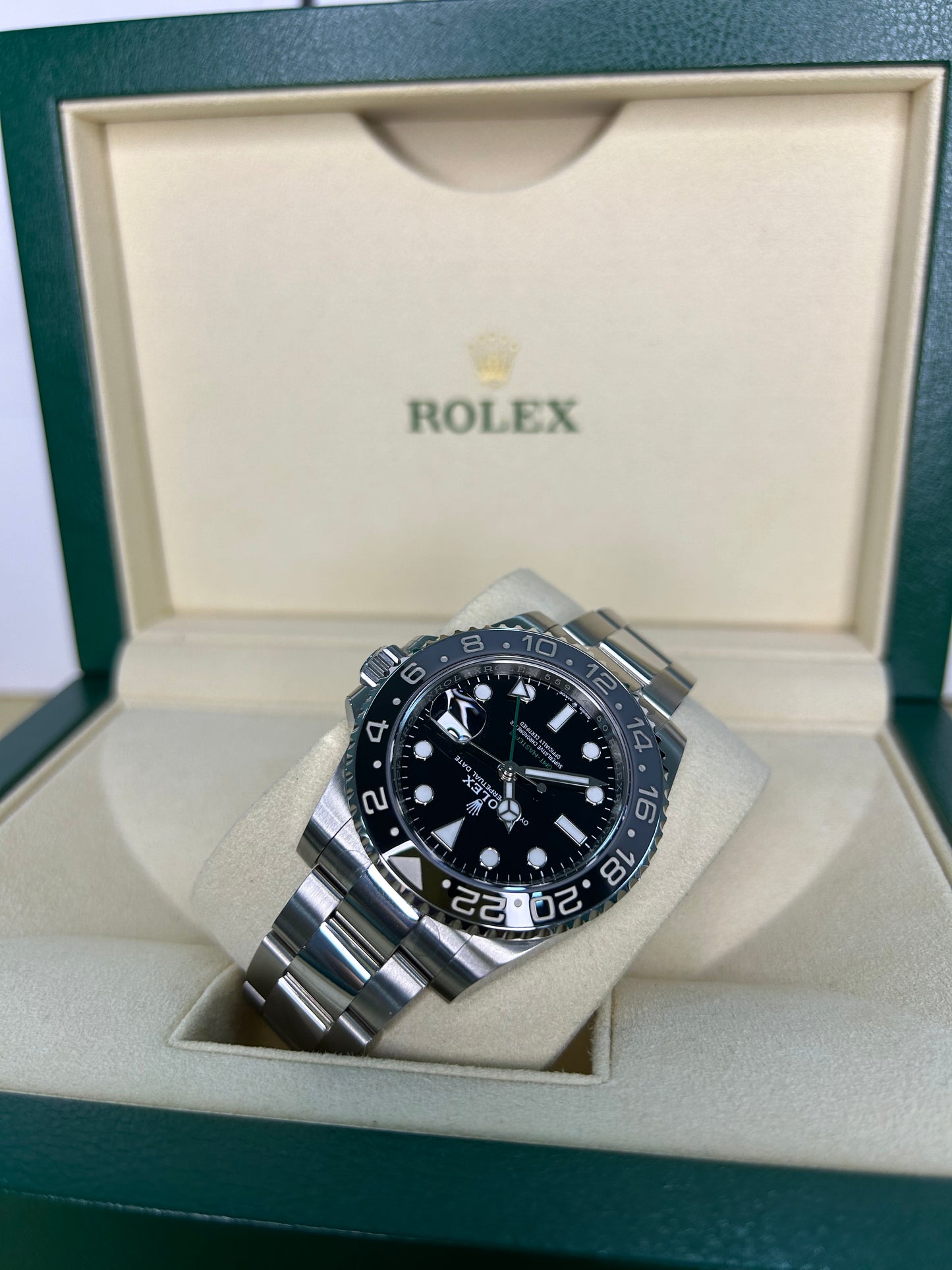 Rolex GMT Master II Bruce Wayne 136710GRNR