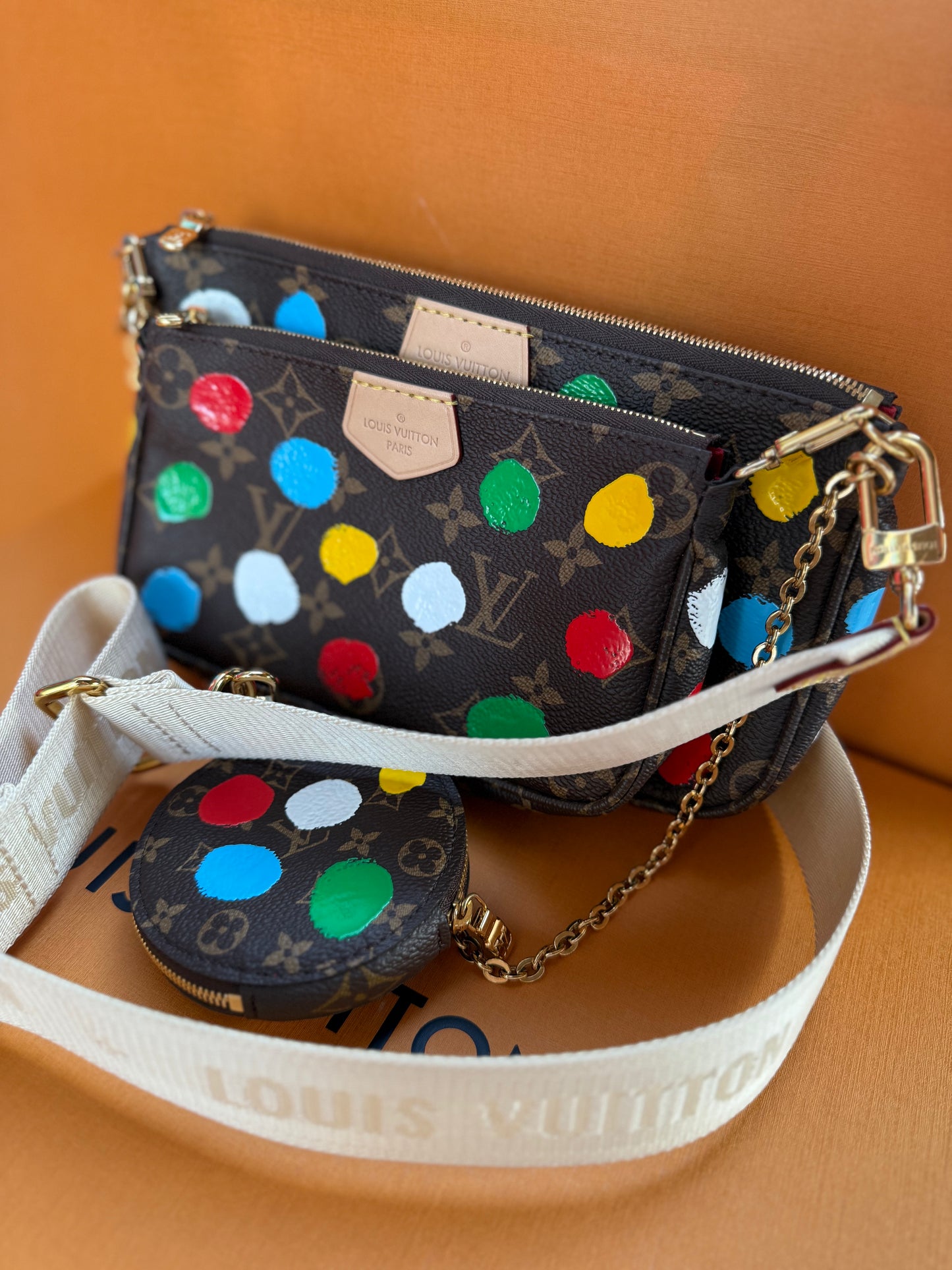 LOUIS VUITTON Yayoi Kusama Multi Pochette Accessories Chain Shoulder Bag M46385