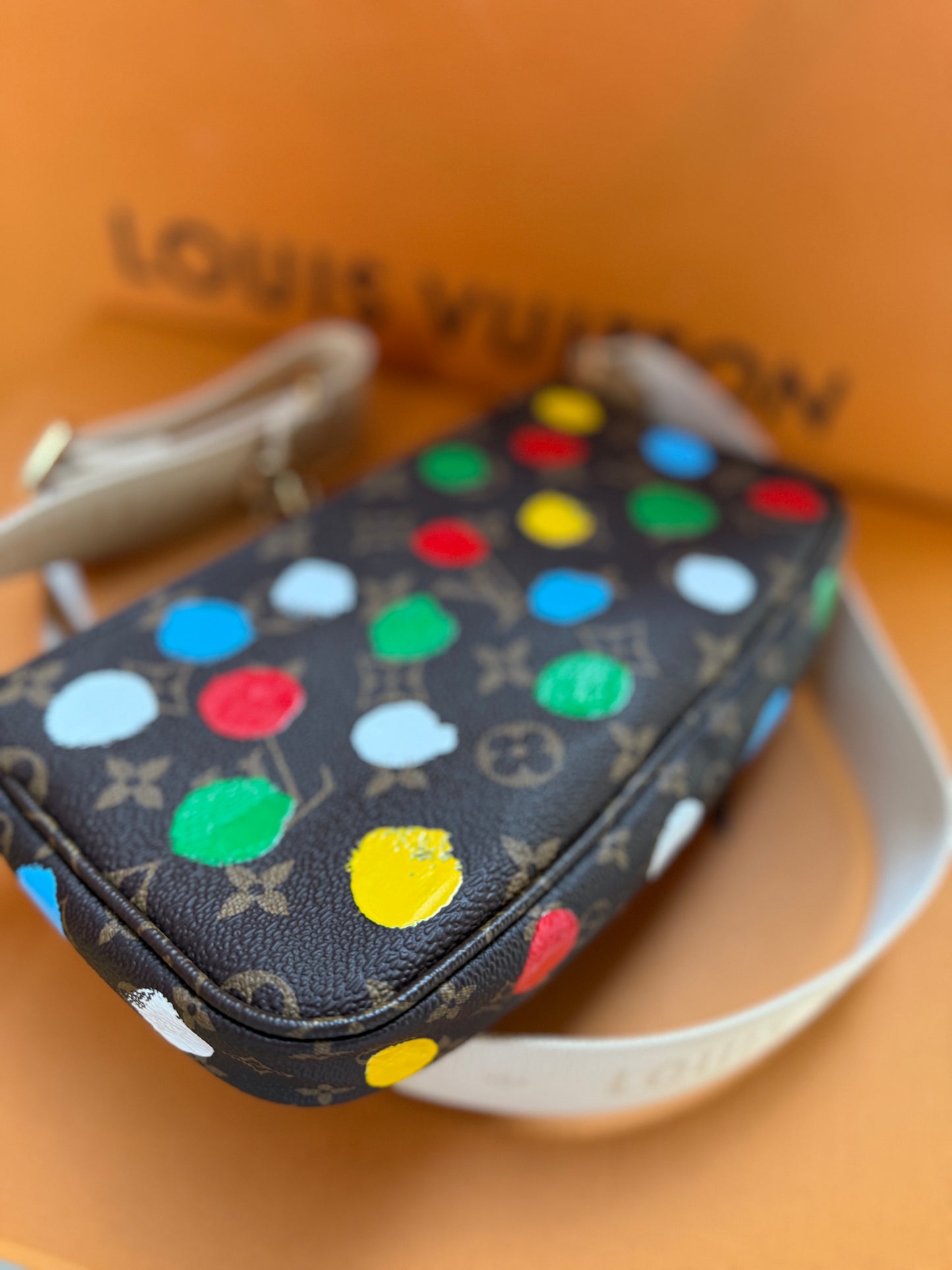 LOUIS VUITTON Yayoi Kusama Multi Pochette Accessories Chain Shoulder Bag M46385