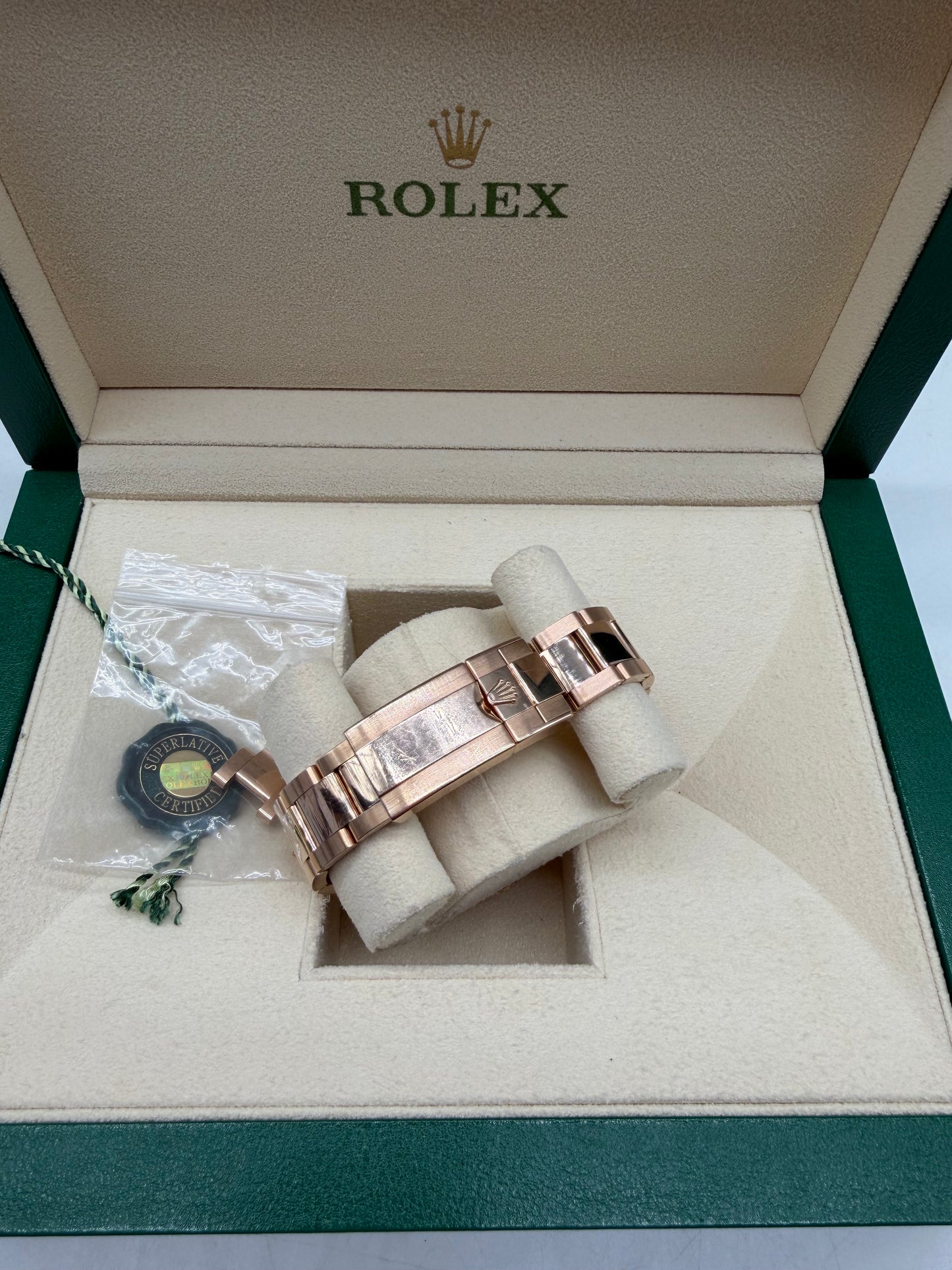 Rolex Daytona Rose Gold 116505-0009 Full Set 2020 Used 40mm