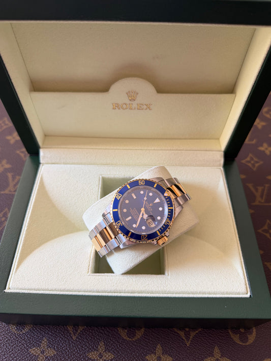 Rolex Submariner 40mm Steel/Gold Automatic 16613LB.  2009 Year Full Set