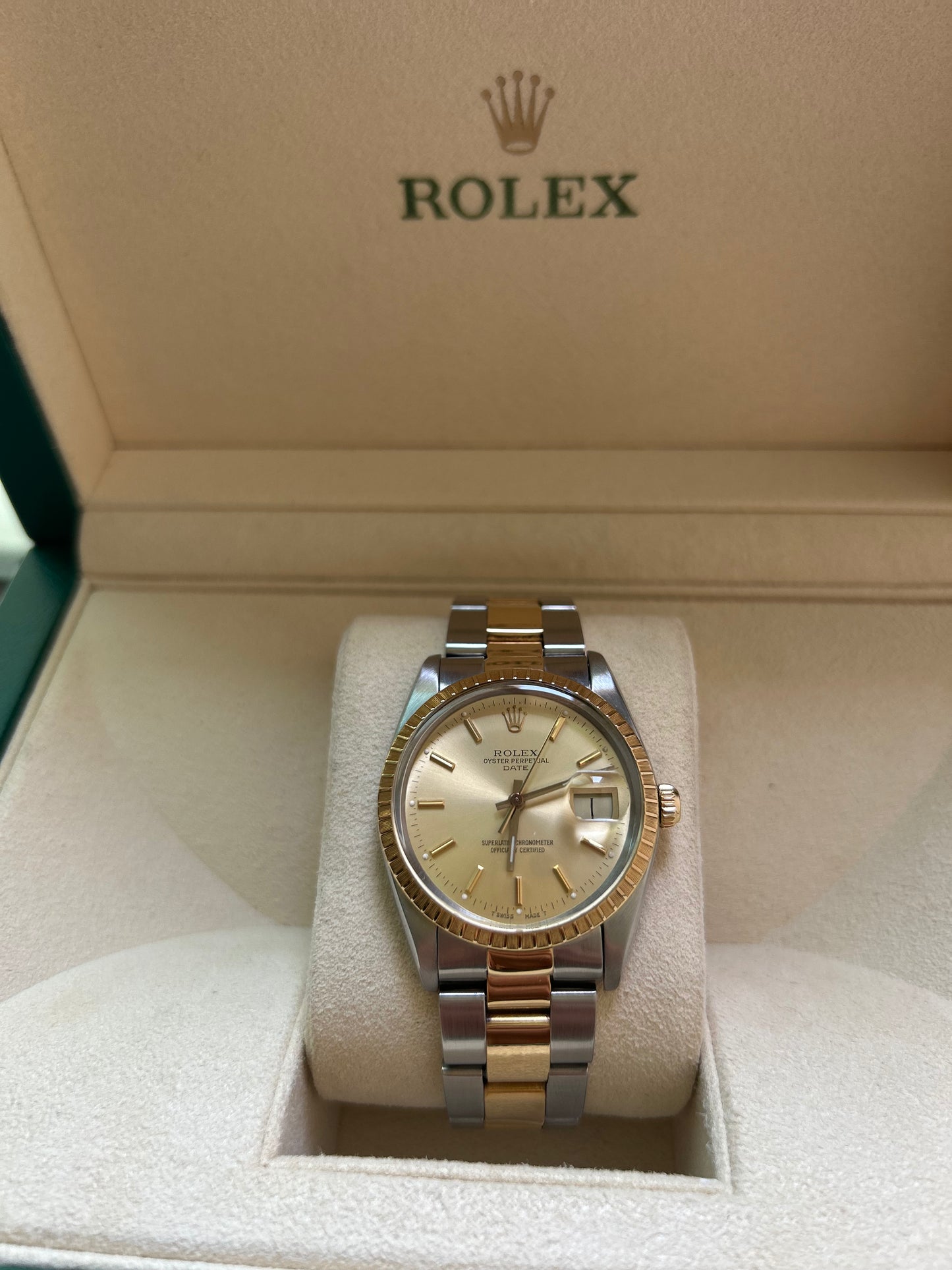 Rolex Oyster Perpetual Date 34mm Steel and Gold | 15053 | 1990 | Used | Box |