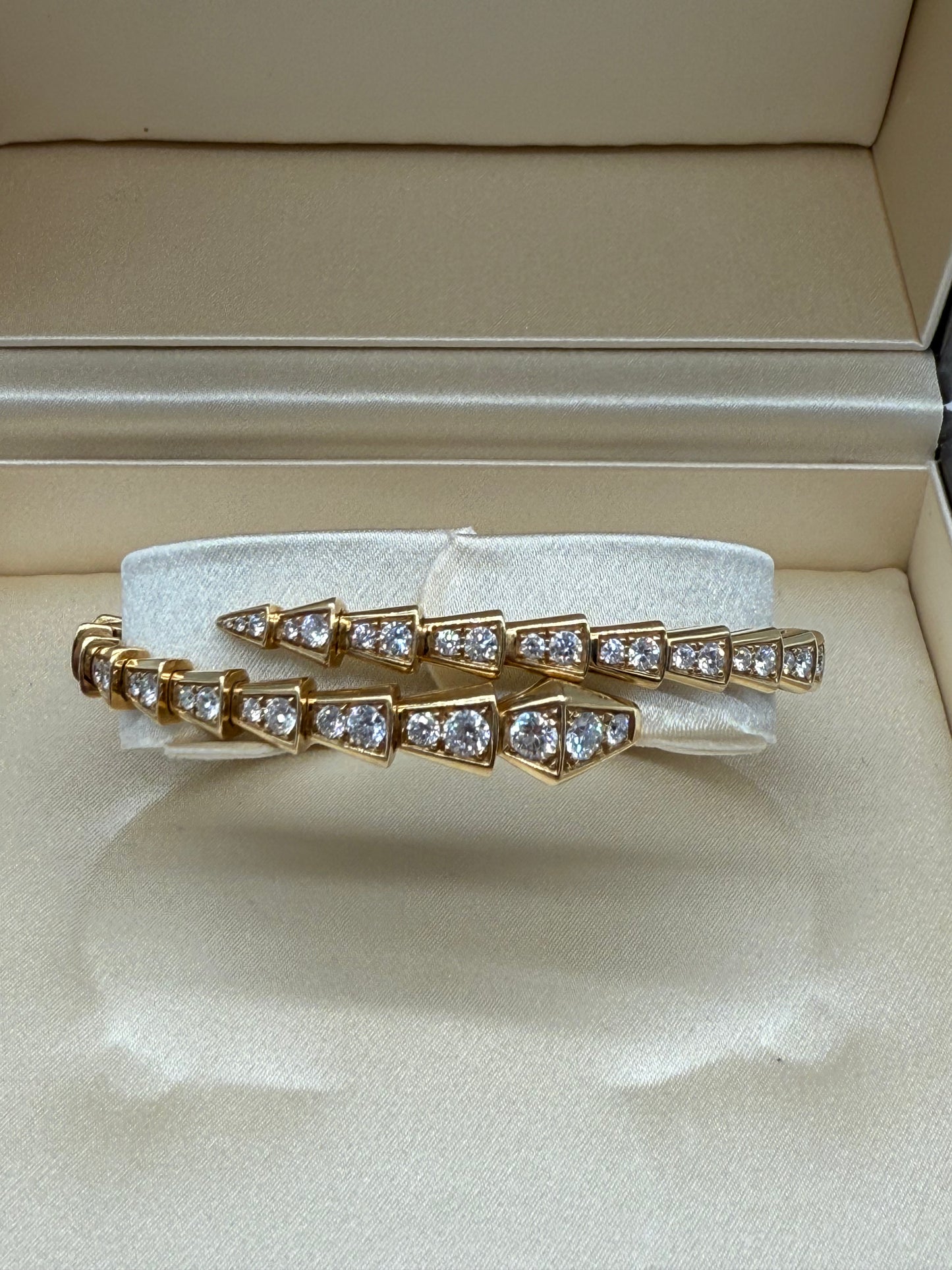 BVLGARI Bulgari Serpenti Viper Bracelet 18K Yellow Gold With Diamonds Ref: 357448 Full Set M Size Used