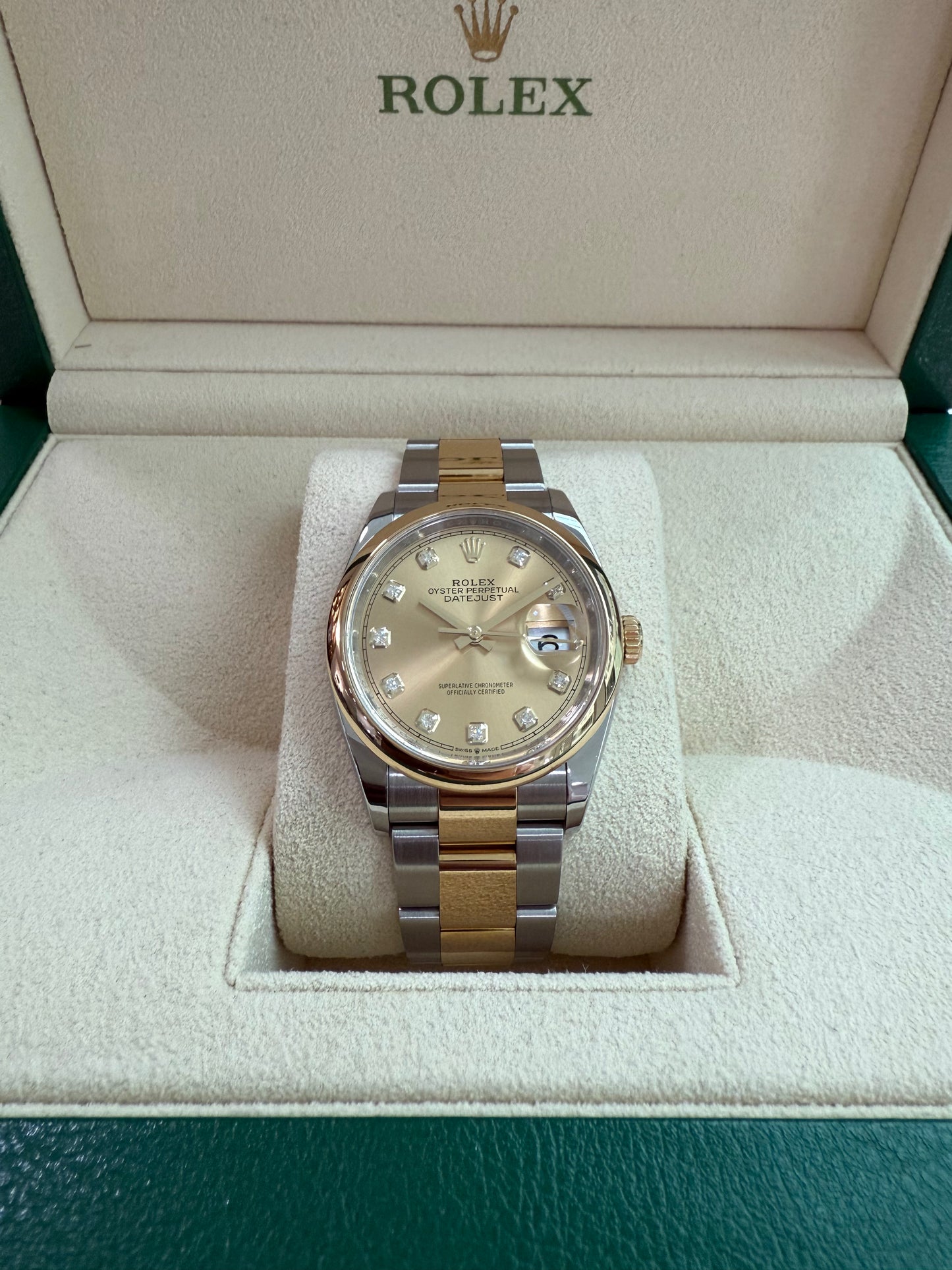 Rolex Datejust Unisex 36mm Steel/Yellow Gold Champagne Dial With Diamonds. 126203 Only With Box. From 2021