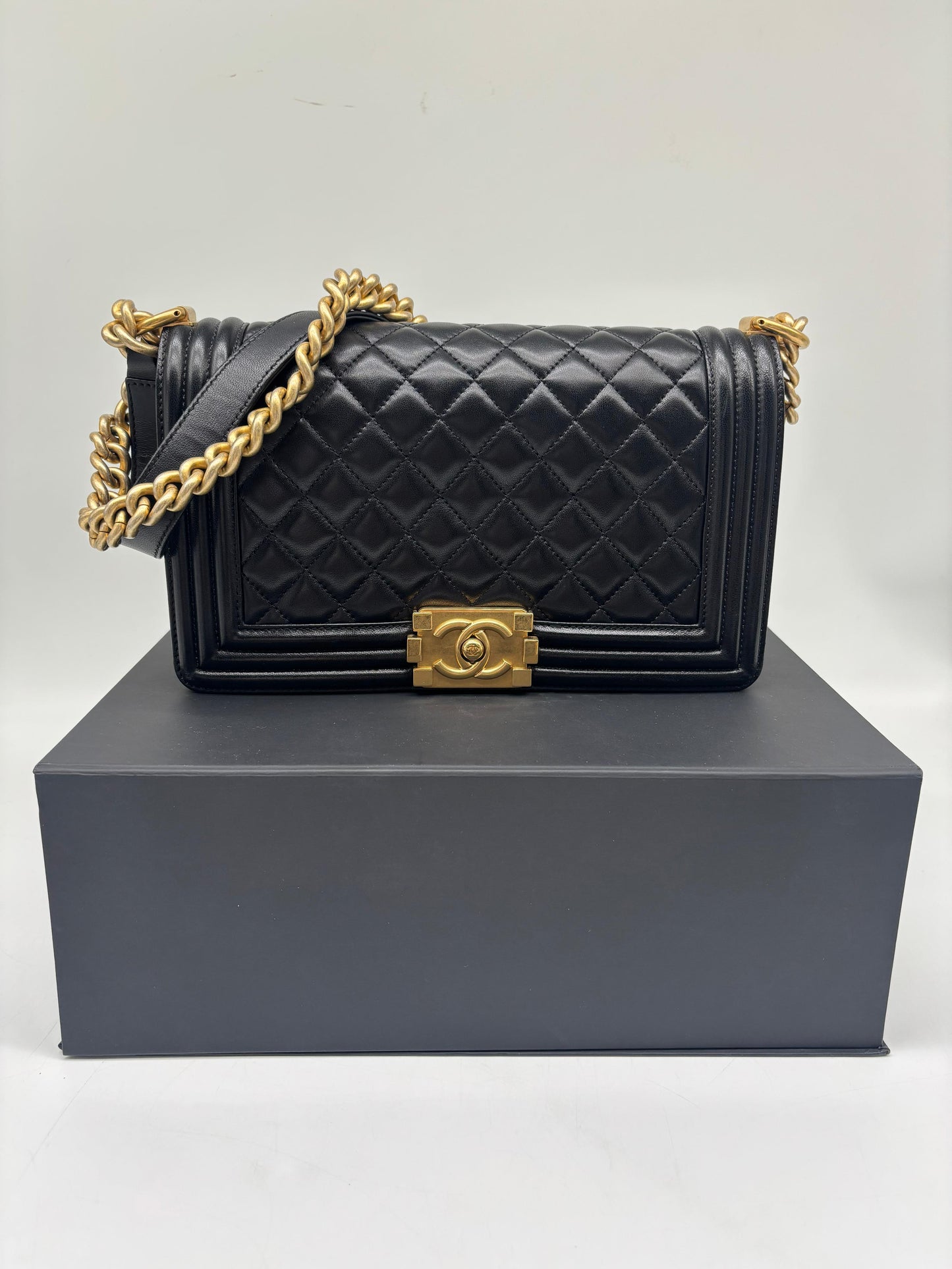 Chanel Black Medium Le Boy in Lambskin leather With Gold HW
In Excellent Condition
Inclusions: Box, Dustbag