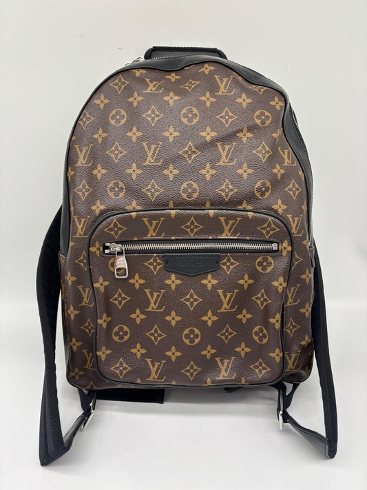 Louis Vuitton Monogram Macassar Josh Backpack
Unused
Inclusions: Dustbag