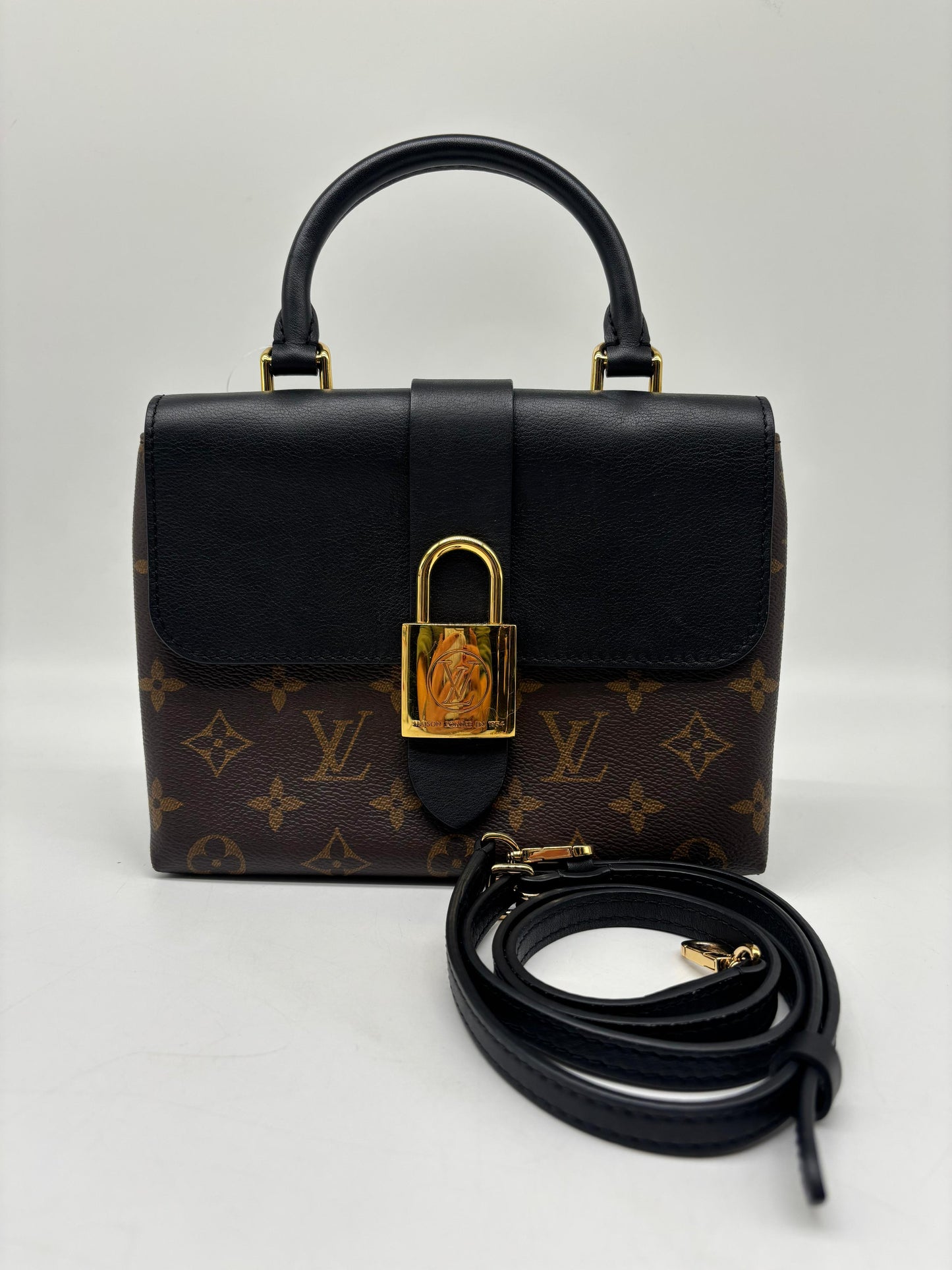 Louis Vuitton Locky BB
In Excellent Condition
Inclusions: Strap