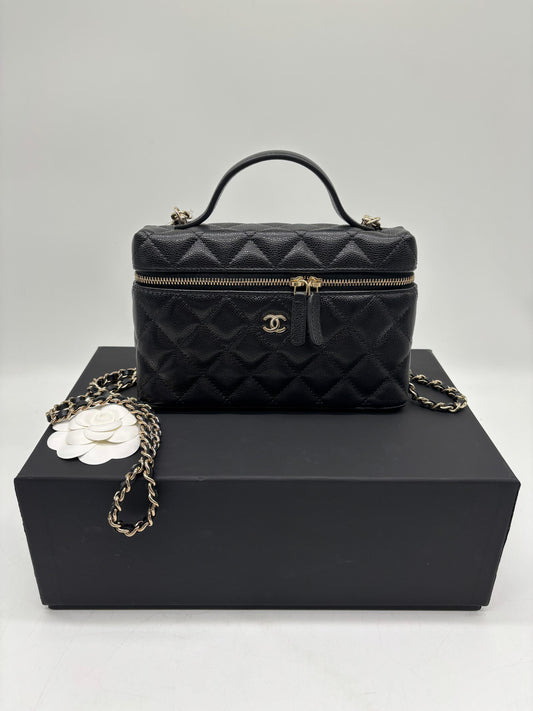 Chanel Vanity Slim Black Caviar
Microchip
In Pristine Condition
Inclusions: Box, Dustbag
