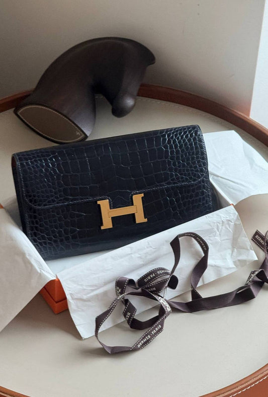 Hermès Hermes Portefeuille Constance Bleu Marine Brillant Gator Cuirs exotiques