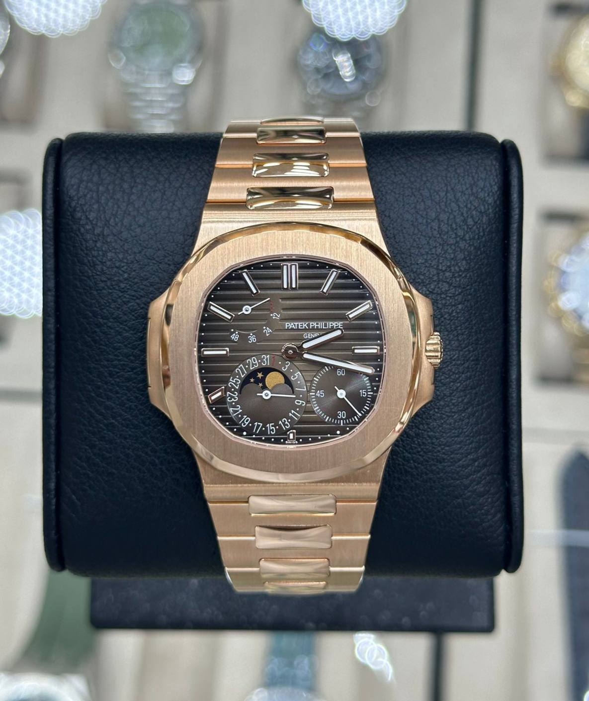 Patek Philippe Nautilus New 2025 Full Set Ref:5712/1R-001