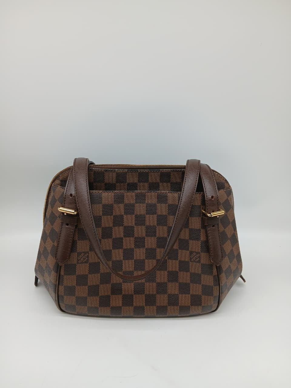 Louis Vuitton Belem MM Handbag Damier Ebene Canvas Brown
No Inclusions
