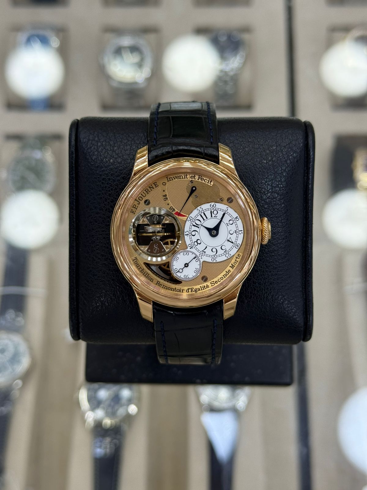 F.P. Journe
Tourbillon Souverain Vertical
Rose Gold 
2023 years Full Set