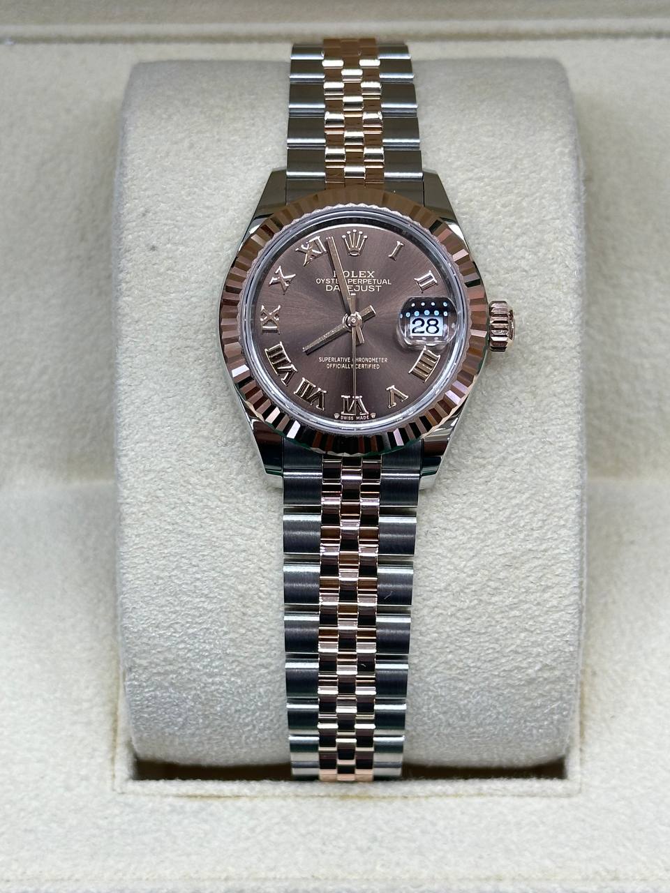 Rolex Ladies Datejust 28mm Steel/Gold 279171. 2024