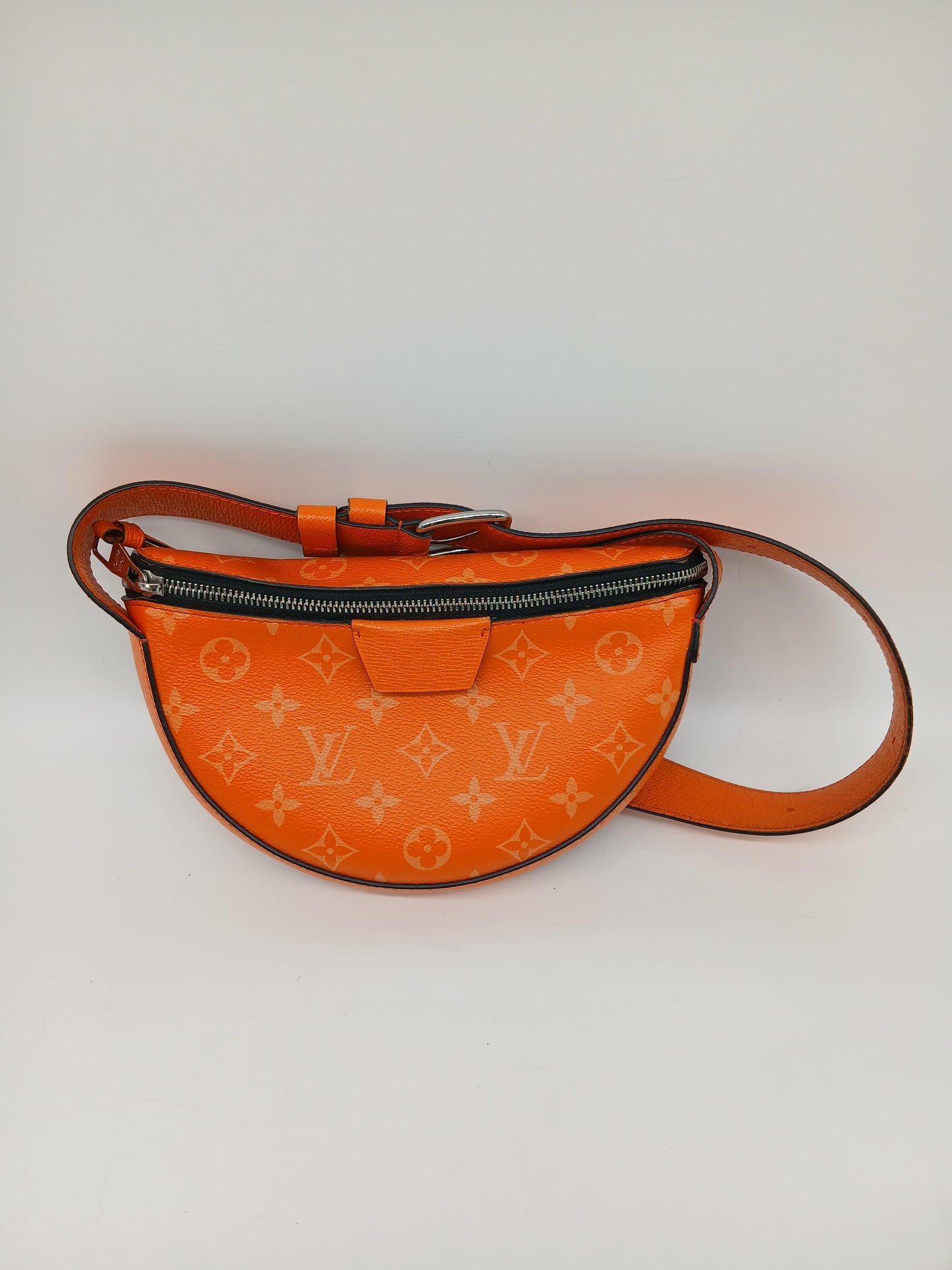 LV Monogram Orange Moon Crossbody RFID
In Very Good Condition