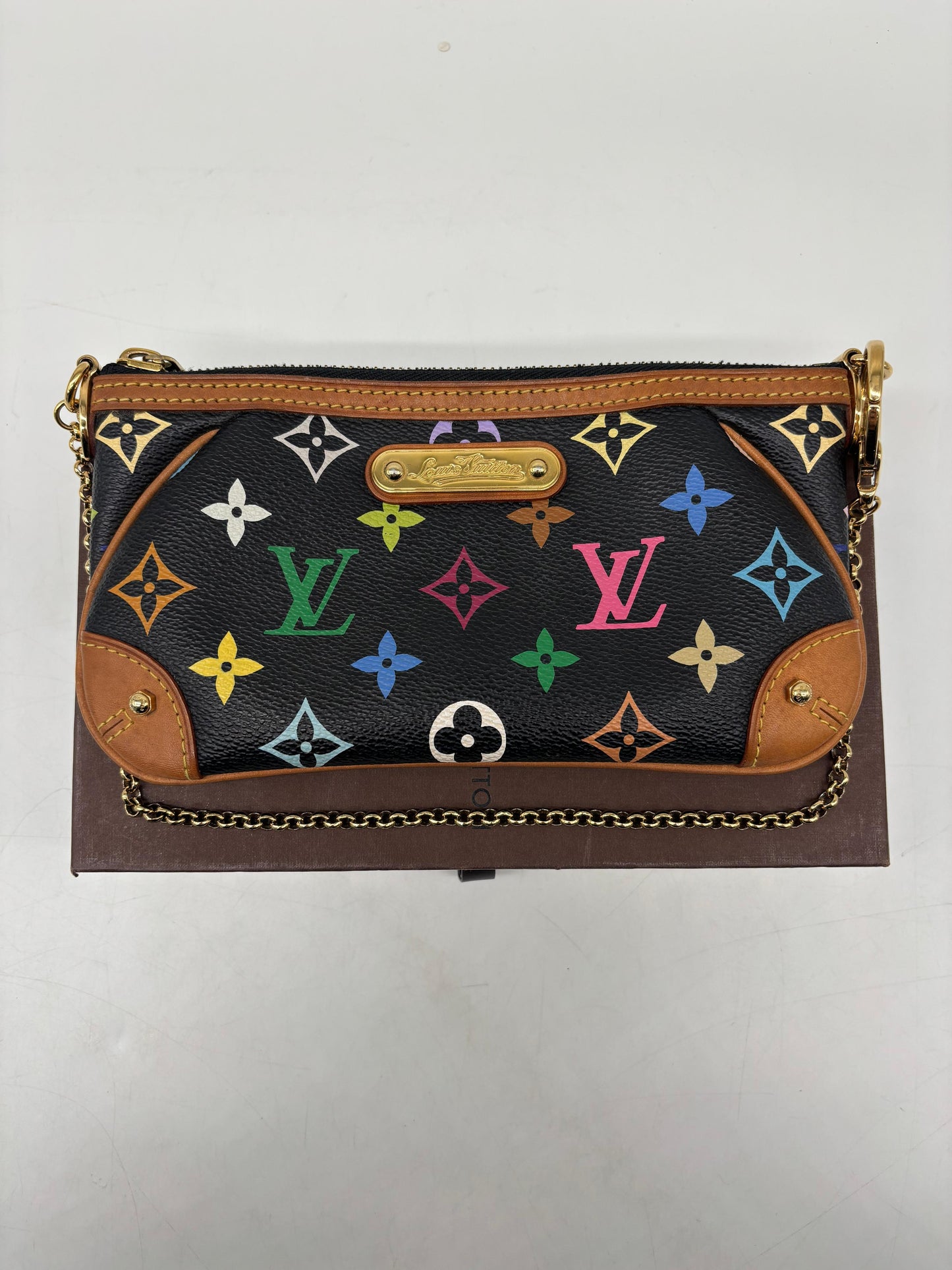 Louis Vuitton Milla Pochette Multicolor 
In Excellent Condition
Inclusions: Box, Dustbag