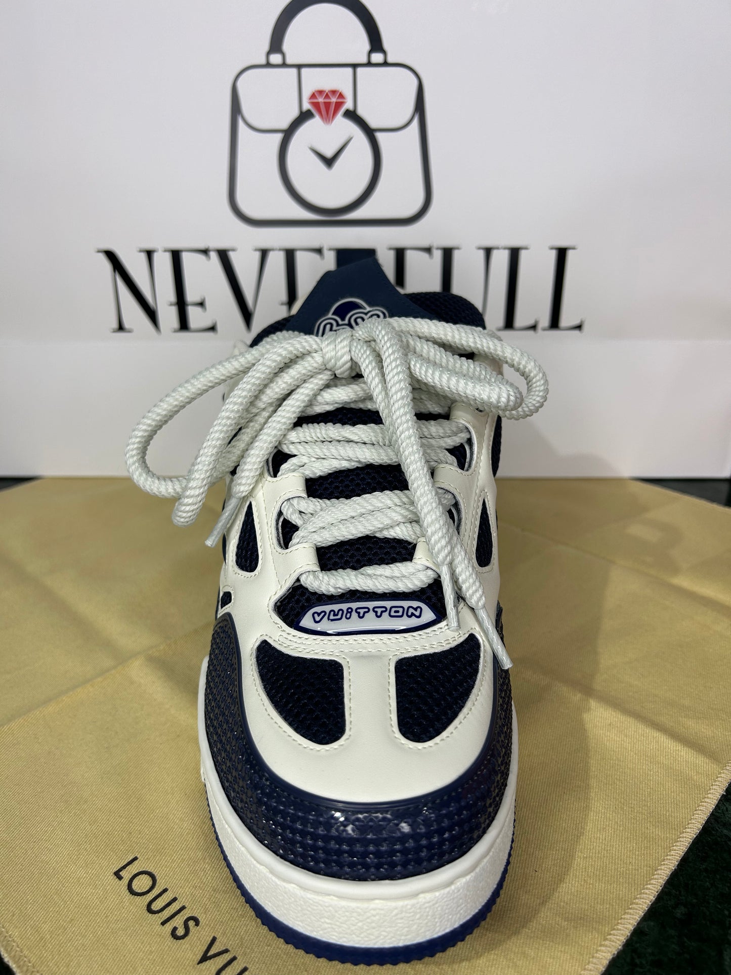 Louis Vuitton Sneakers 9.5UK 44EU